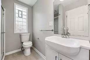 7247 Reading Rd, Cincinnati, OH 45237 - Photo 25