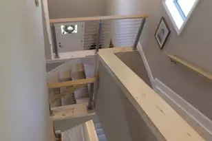 658 Hawthorne Ave, Cincinnati, OH 45205 - Photo 3