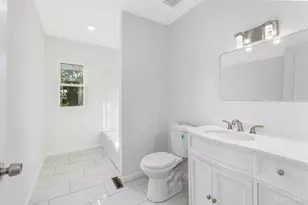 6000 Capri Dr, Cincinnati, OH 45224 - Photo 19