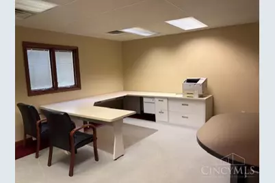 1081 N University Blvd #B, Middletown, OH 45042 - Photo 15