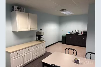 1081 N University Blvd #B, Middletown, OH 45042 - Photo 13