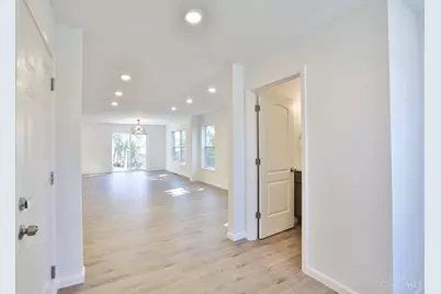 6212 Coleridge Avenue, Cincinnati, OH 45213 - Photo 5