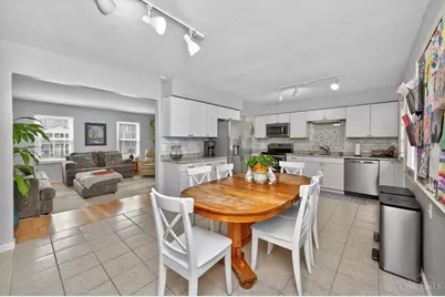 208 Glen Lake Road, Loveland, OH 45140 - Photo 5