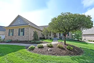 445 Ivy Trails Dr, Union Township, OH 45244 - Photo 1