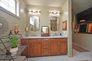 445 Ivy Trails Dr, Union Township, OH 45244 - Photo 37