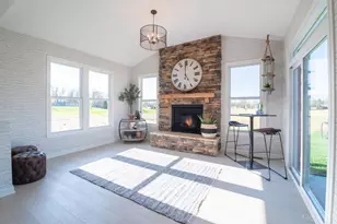 1013 Prestwick Pl, Pierce Township, OH 45245 - Photo 11