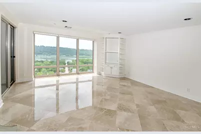 3435 Golden Avenue #1402, Cincinnati, OH 45226 - Photo 5