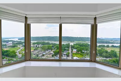 3435 Golden Avenue #1402, Cincinnati, OH 45226 - Photo 33