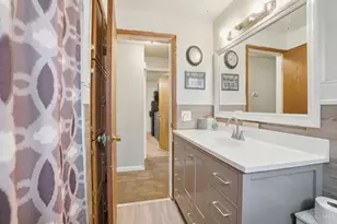 3387 Lapland Dr, Colerain Township, OH 45239 - Photo 11