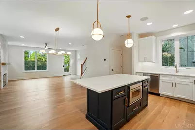 1227 Corbett Street, Cincinnati, OH 45208 - Photo 7