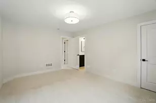 1227 Corbett St, Cincinnati, OH 45208 - Photo 33