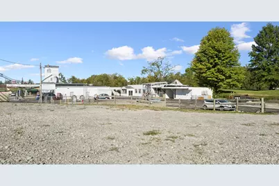 518 W Plane Street, Bethel, OH 45106 - Photo 9