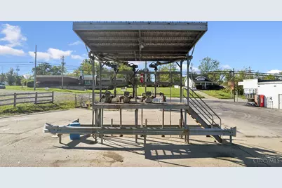 518 W Plane Street, Bethel, OH 45106 - Photo 15