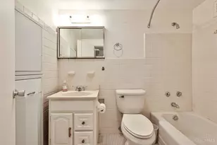 2324 Madison Rd, Cincinnati, OH 45208 - Photo 13