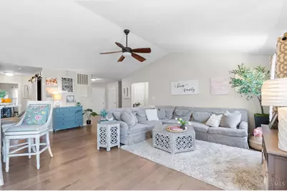 404 Brookhurst Drive, Monroe, OH 45050 - Photo 9