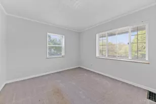 5156 Valley Ridge Rd, Green Township, OH 45247 - Photo 7