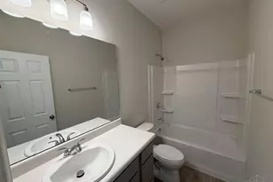 6838 Traditions St, Middletown, OH 45044 - Photo 9