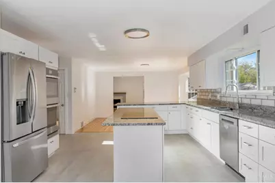 8608 Goldfinch Way, West Chester, OH 45069 - Photo 15