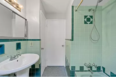 1723 Tuxworth Avenue, Cincinnati, OH 45238 - Photo 25