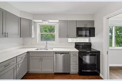 1723 Tuxworth Avenue, Cincinnati, OH 45238 - Photo 11