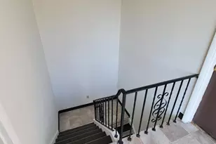 6603 Hasler Ln, Elmwood Place, OH 45216 - Photo 5