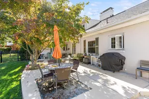 379 Virginia Cir, Wilmington, OH 45177 - Photo 9