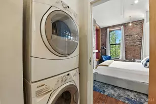 1214 Vine St, Cincinnati, OH 45202 - Photo 25