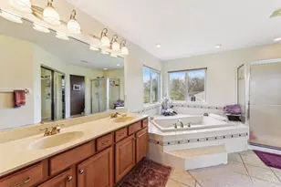 3889 Bear Ln, Miami Township, OH 45002 - Photo 15