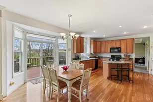 3889 Bear Ln, Miami Township, OH 45002 - Photo 7