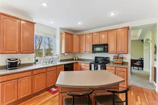 3889 Bear Ln, Miami Township, OH 45002 - Photo 9