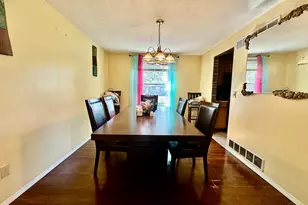 11315 Lincolnshire Dr, Forest Park, OH 45240 - Photo 5