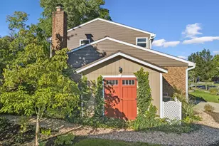 4254 Fox Hollow Dr, Blue Ash, OH 45241 - Photo 3