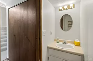 1696 Devils Backbone Rd, Green Township, OH 45238 - Photo 9