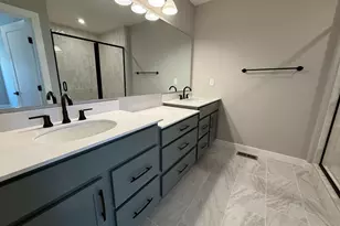 7438 Wetherington Ln, West Chester, OH 45069 - Photo 5