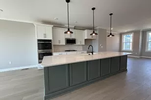 7438 Wetherington Ln, West Chester, OH 45069 - Photo 3