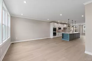 7438 Wetherington Ln, West Chester, OH 45069 - Photo 9