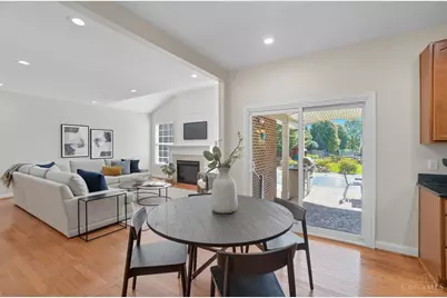 1097 Stone Oak Boulevard, Union Township, OH 45103 - Photo 5