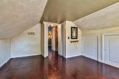 9001 Cherry Street, Blue Ash, OH 45242 - Photo 19