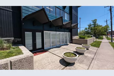 4242 Airport Road, Cincinnati, OH 45226 - Photo 9