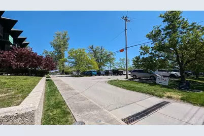 4242 Airport Road, Cincinnati, OH 45226 - Photo 7