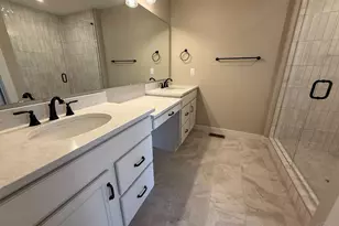 7432 Wetherington Ln, West Chester, OH 45069 - Photo 5