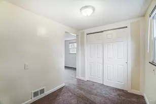 2469 Montana Ave, Cincinnati, OH 45211 - Photo 9