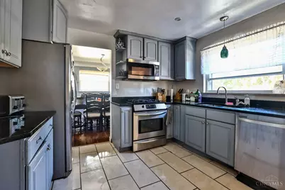 992 Rosetree Lane, Anderson Township, OH 45230 - Photo 9