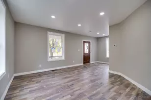 2043 Lawrence Ave, Norwood, OH 45212 - Photo 9