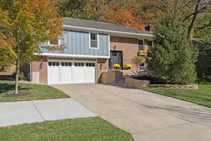 9542 E Kemper Rd, Loveland, OH 45140 - Photo 1