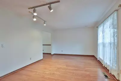 4004 Bayberry Drive, Fairfield Township, OH 45011 - Photo 5