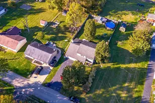 382 Broadway St, Hamilton Township, OH 45039 - Photo 33