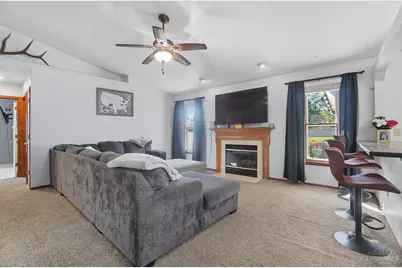 1872 Harris Lane, Xenia, OH 45385 - Photo 7