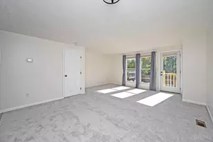 1055 Stratford Ct, Loveland, OH 45140 - Photo 11