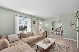 2526 Bremont Ave, Golf Manor, OH 45237 - Photo 9